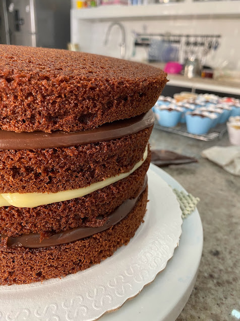 Bolos 2 Sabores_massa chocolate