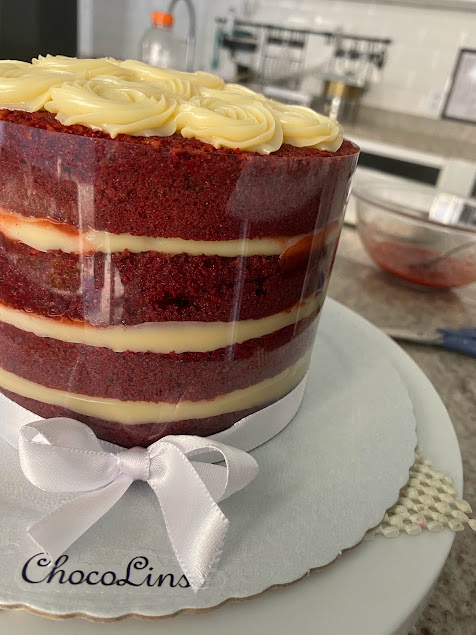 Bolos 3 Sabores_massa red velvet